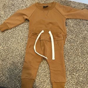 Little Bipsy 3-6 tops and bottom set